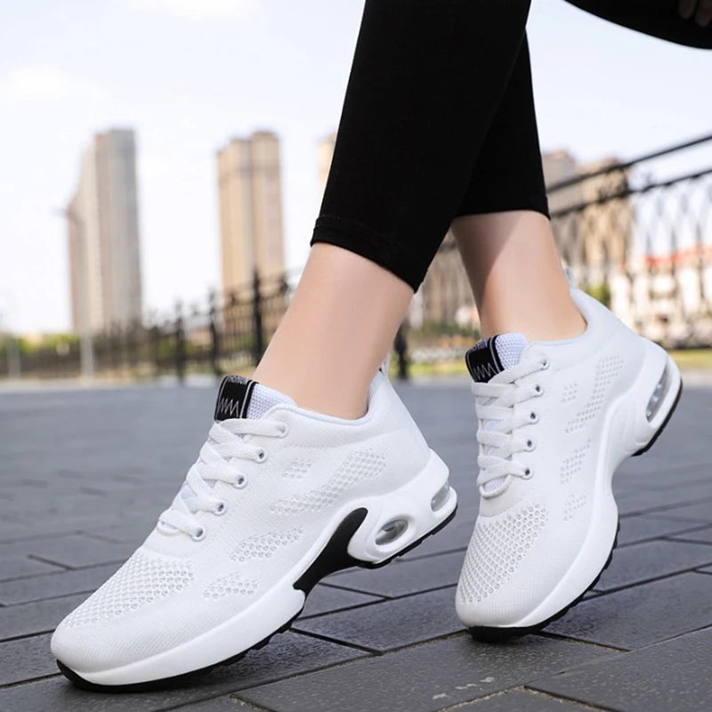 Women Mesh Breathable Casual Sneakers Lace-up Vulcanized Shoes Ladies Platform Sneakers Female Shoes Plus Size Zapatos De Mujer
