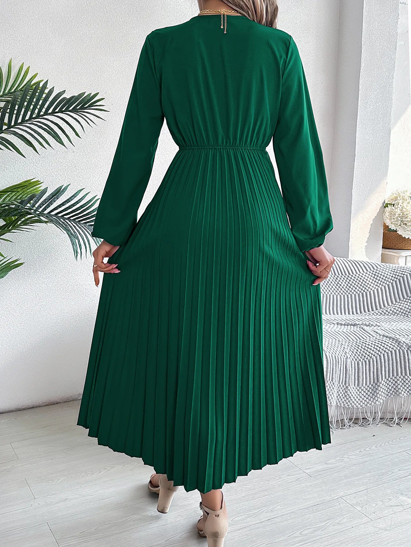 Women's Elegant Solid Color V-Neck Waist-Cinching Long Sleeve Midi Dress with Pleated Ruffles | Spring Autumn Fashion