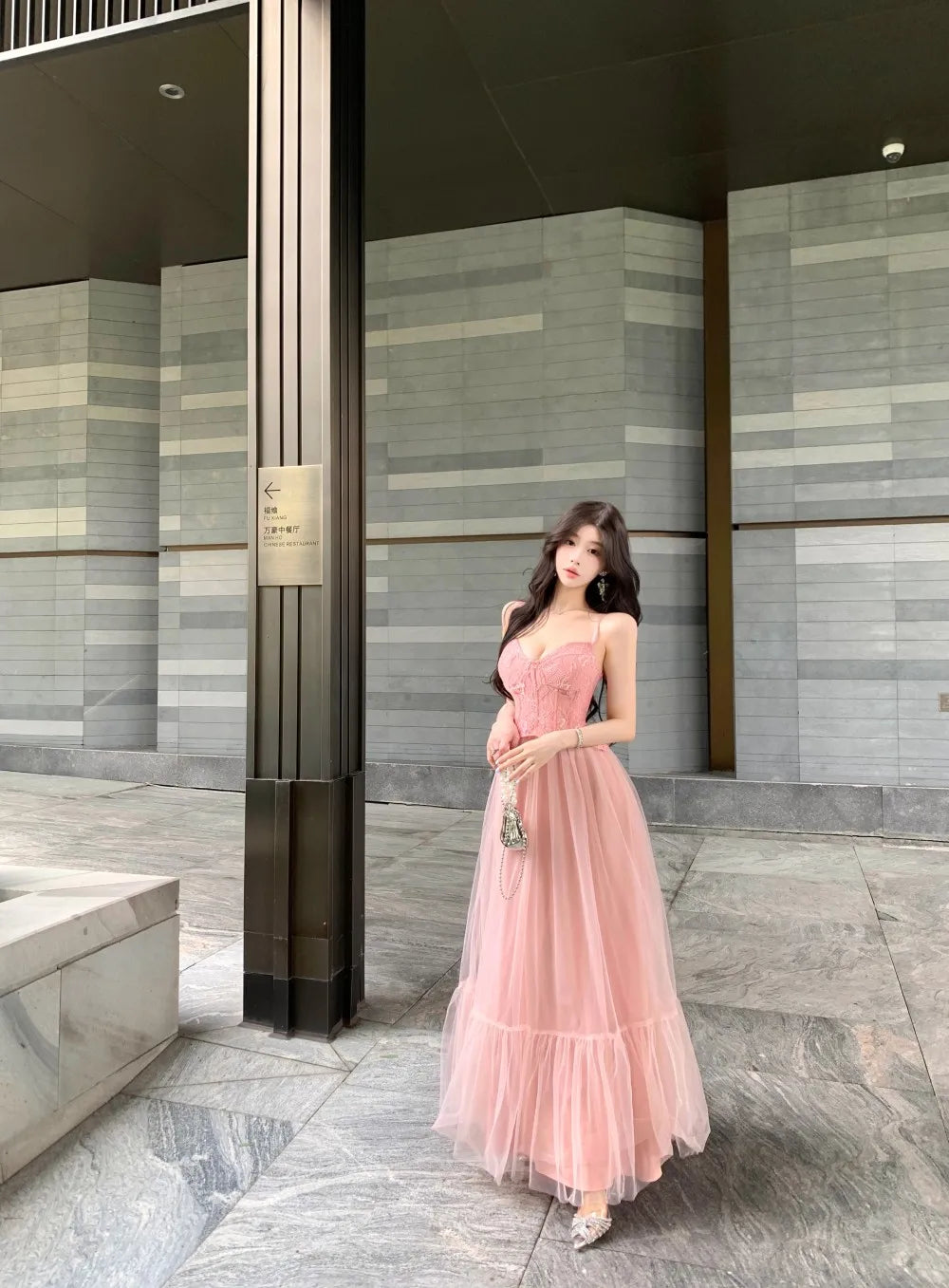 2025 French Elegant Luxury Evening Dress Women Chic Gown Fashion Mesh Lace Party Dresses Heavy Craftsmanship Boned Wedding Dress
