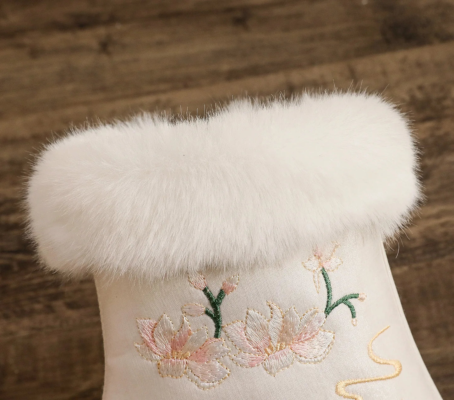 Winter Fashion Shoes Embroidered Fur Boots For Woman Bota Ancient Costume Botines Para Mujeres Hanfu Women's Boots Botas Mujer