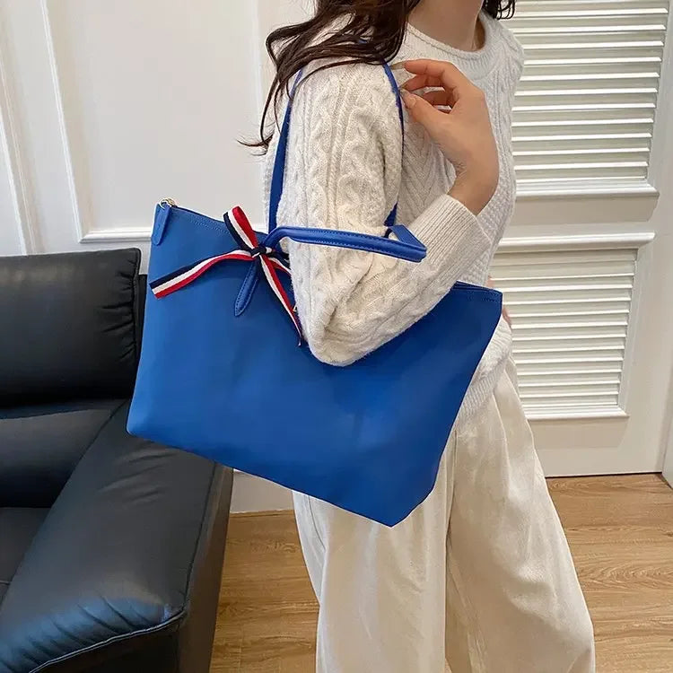 Vintage Elegant Diaper Bag: Luxury Crossbody Handbag For Women With Designer Letter Logo And Large Capacity Tote Function