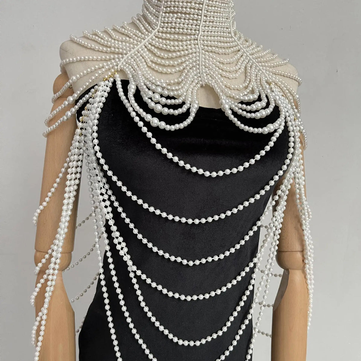 Luxury Women Pearls Choker Necklace Bride Wedding Gown Cape Multi-layers Pearls Beaded Wide Body Chain Collar Necklace Jewelry