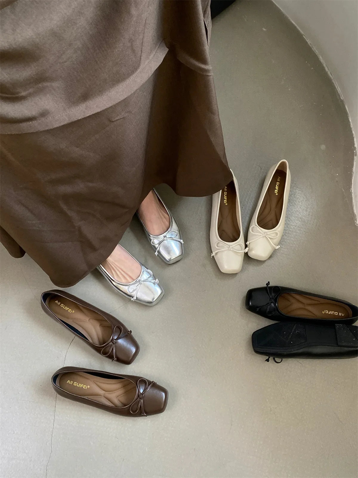 Gentle Fairy Style Flat Bottom Single Shoes Women's Spring 2025 New Butterfly Knot Square Head Silver Color Bean Shoes