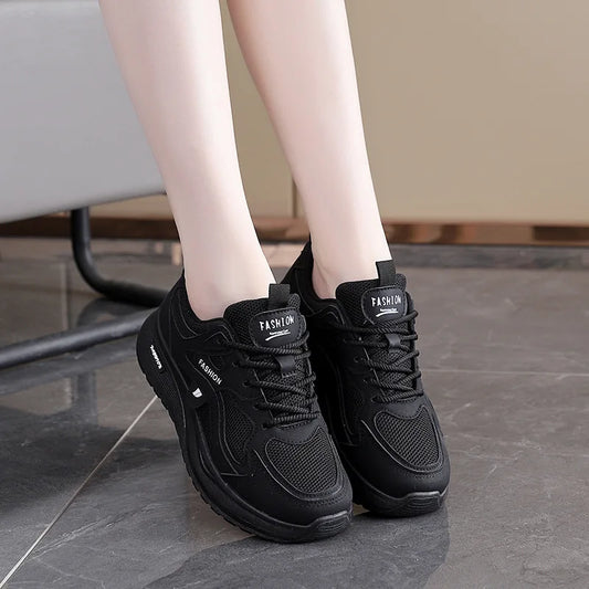 Spring and Autumn New Women's Mesh Breathable Casual Shoes Lightweight Soft Soled Sneakers Thick Soled Non Slip Walking Shoes