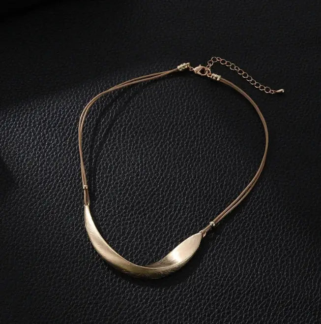 Fashion Pearl Chain Sweater Chain Women Temperament Versatile Pendants Autumn Winter Long Ethnic Styles Necklace Jewelry