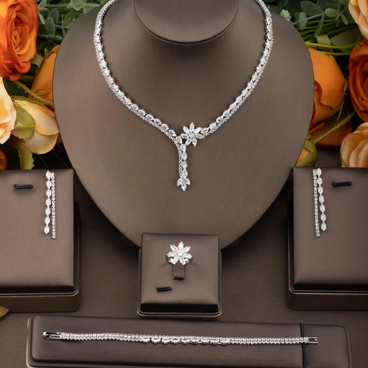 1 Piece of Elegant Cubic Zirconia Inlaid Flower Design Jewelry Set Suitable for Women to Wear at Weddings, Banquets, and Parties. Gift Box Not Included