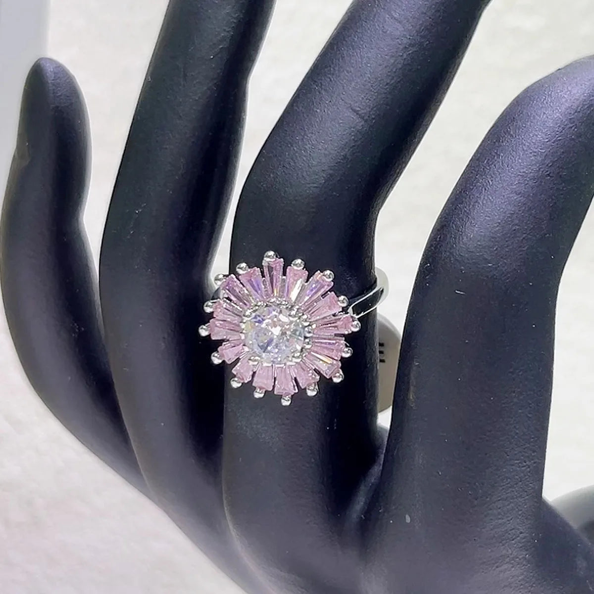 Rings Sales Trend Luxury Brand High Quality Jewelry Original Shiny Christmas Birthday Cocktail Party Engagement Gift for Women