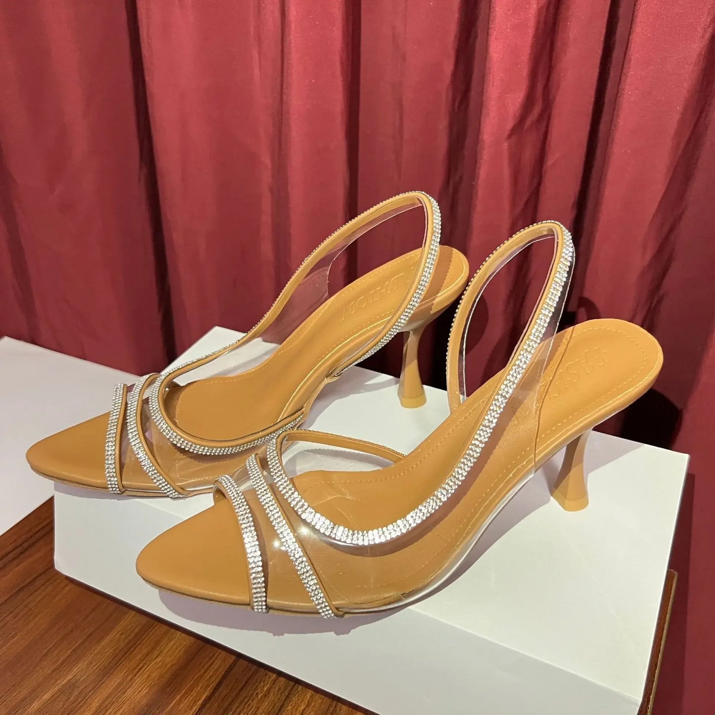 Transparent Water Diamond Women's Sandals Summer 2025 New Style Versatile Fish Mouth Pointed Toe Elegantly Exposed Toe Stiletto