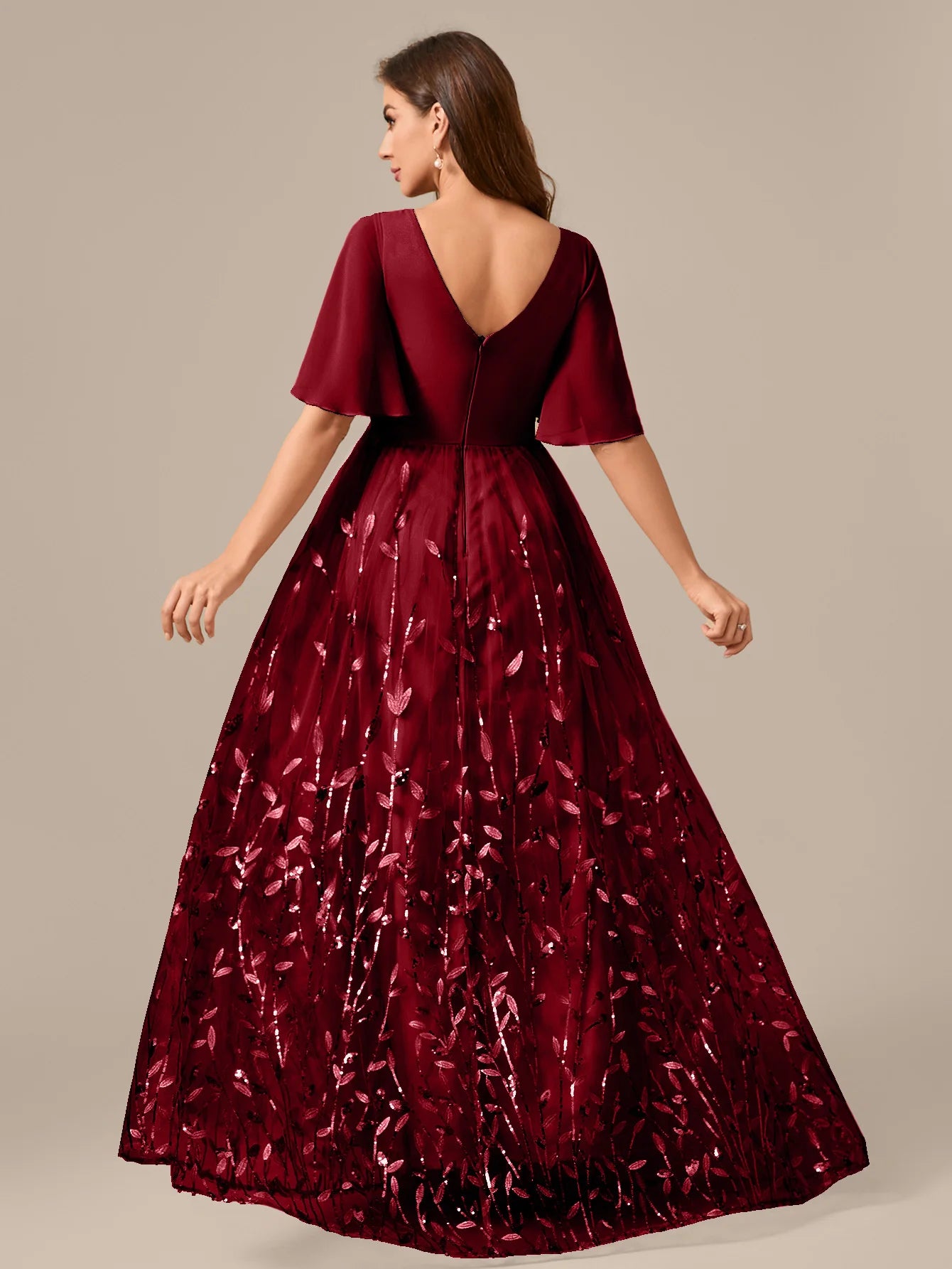 UNITHORSE Random Cutting V-neck Lace-Trimmed Sleeves Chest Pleats Leaf Pattern Tulle Patchwork Evening Dress