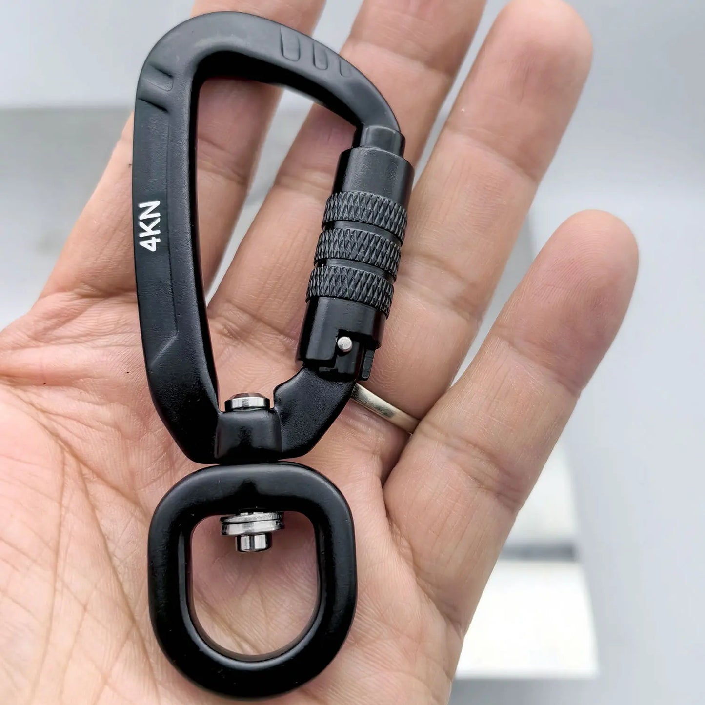 Safety Carabiner Clip Auto Locking 360 Rotational Hook 4KN Pull for Dog Leash Hammocks Backpacks Outdoor Climbing Accessories