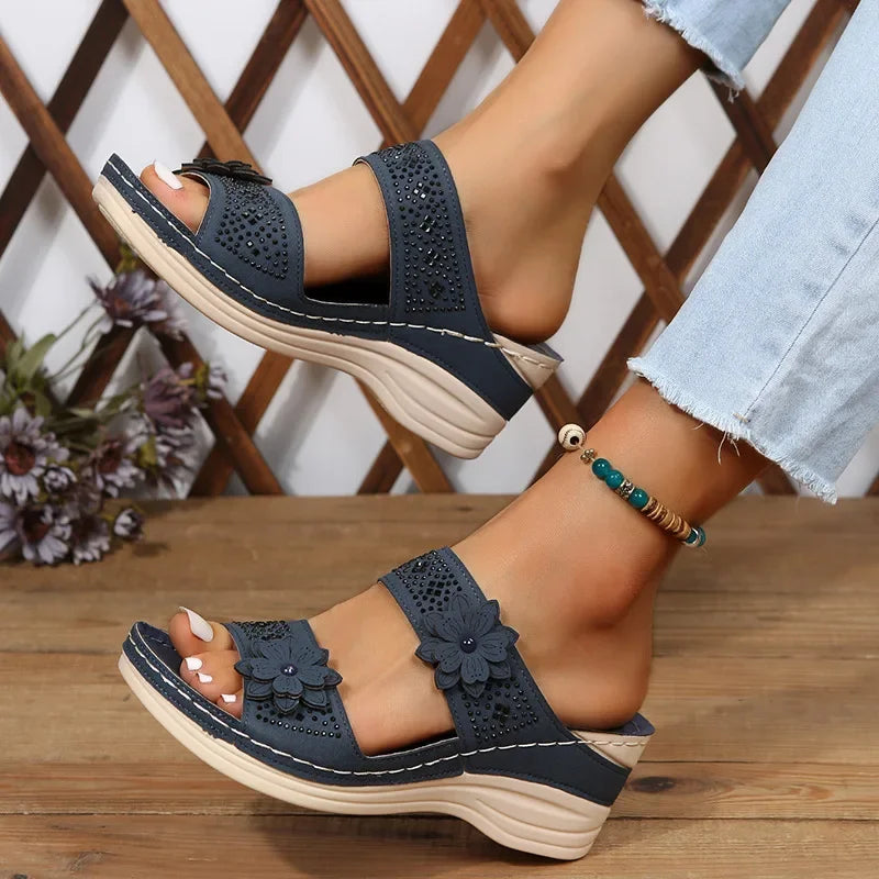 Summer Women Slippers Women's Shoes Retro Roman Sandals Women Pu Casual Flower Wedge Sandals Platform Slippers Heel Plus Size