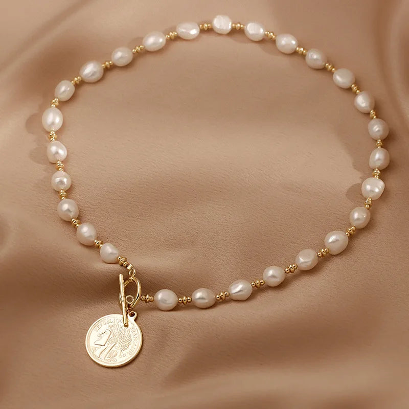 Elegant Gold Coin Portrait Natural Big Baroque Freshwater Pearl Female Pendant Necklace Jewelry For Women Chains Birthday Gifts