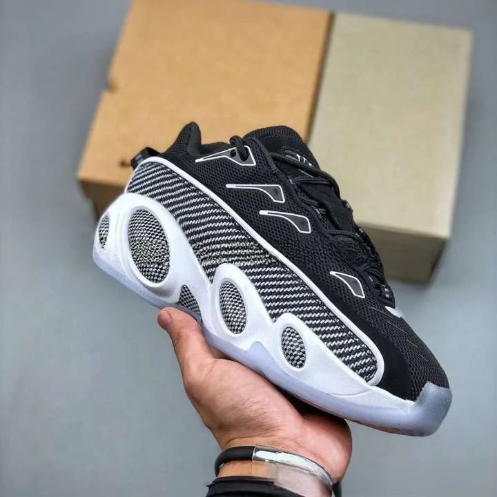 Men's Sport Shoes Anti-slip Basketball Shoes Low Help Glide Basketball Shoes Big Eyes Fashionable Running Shoes Duck Shoes
