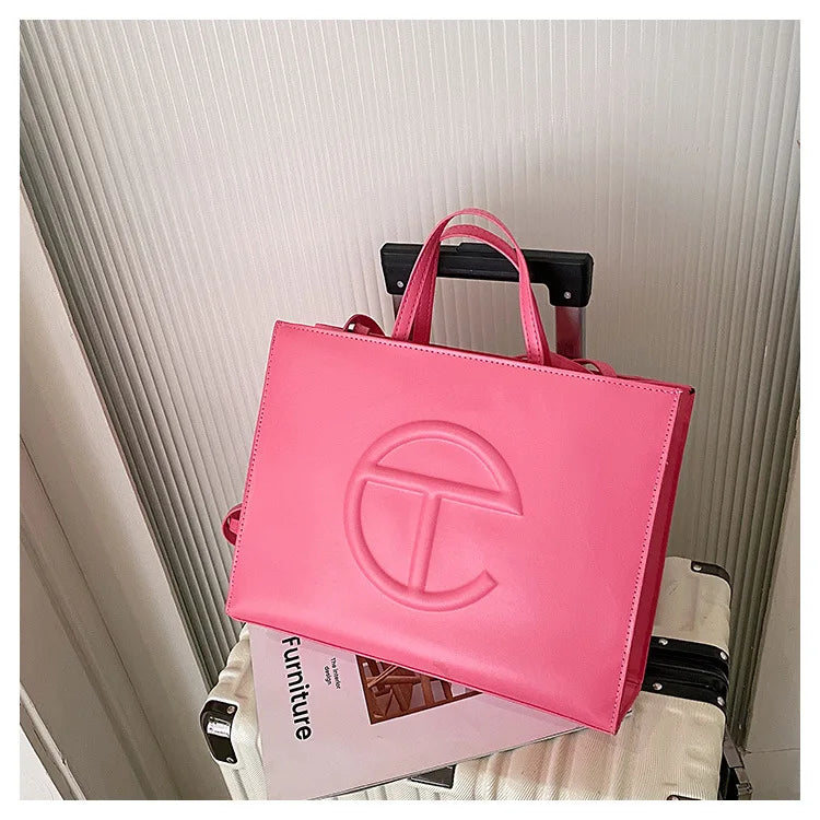2026 Fashion Elegant Classic Paris Diaper Bag Unique Leisure Business Crossbody Purse for Women Daily Commute Work