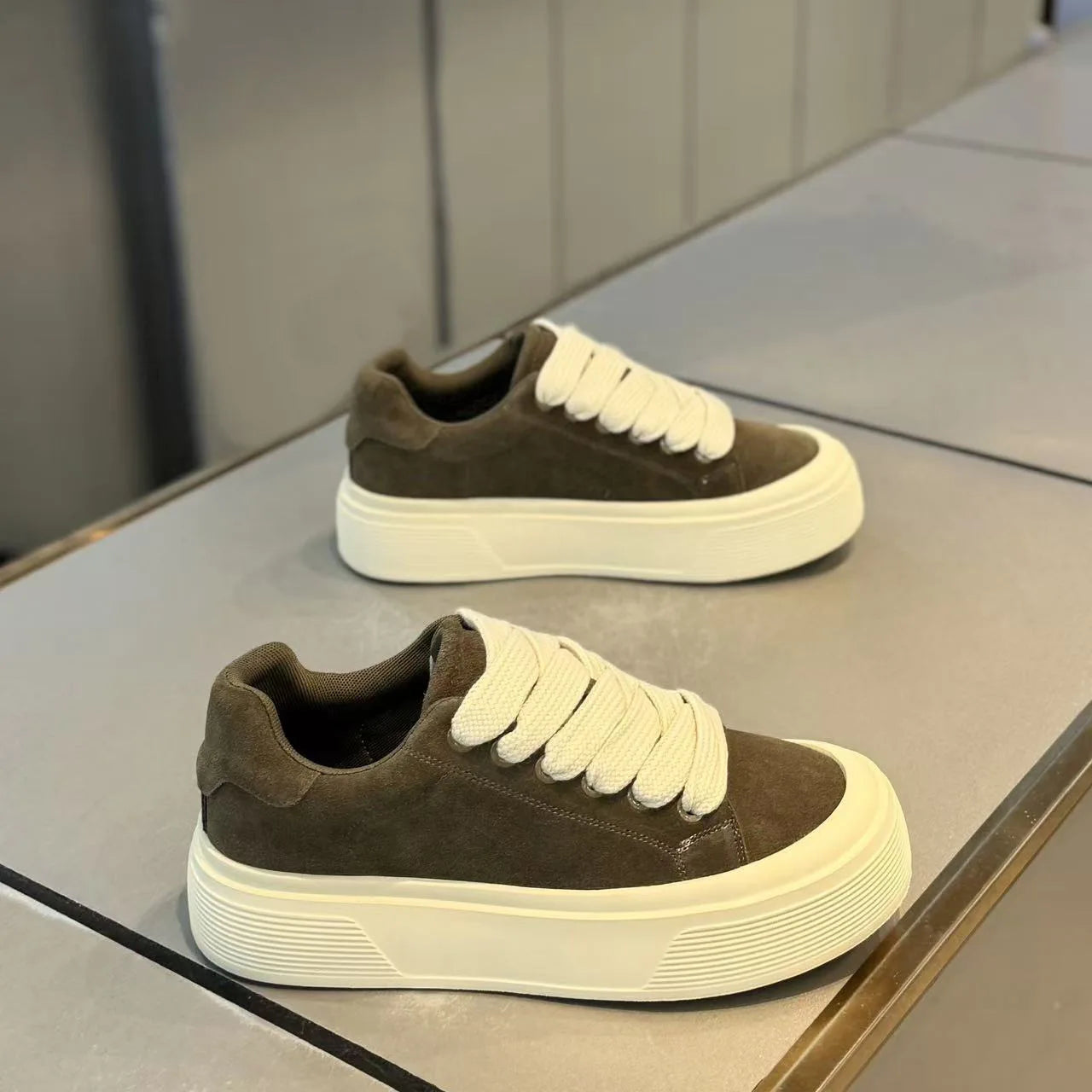Men Vulcanized Shoes 2025 Autumn Outdoor Fashion Running Shoe Casual Sneaker Thick Sole Anti Slip Sport Shoes Zapatos Hombres