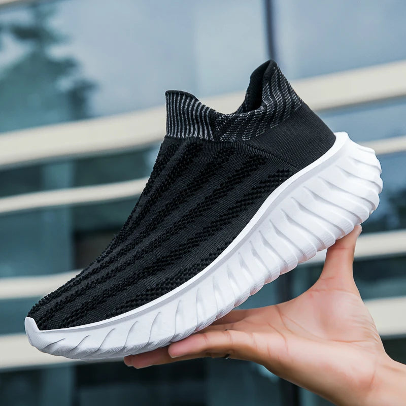 Men's Slip On Casual Sport Shoes Comfortable Knitted Fabric Non-Slip EVA Sole Soft Walking Shoes Women's Sneakers Unsiex Loafers