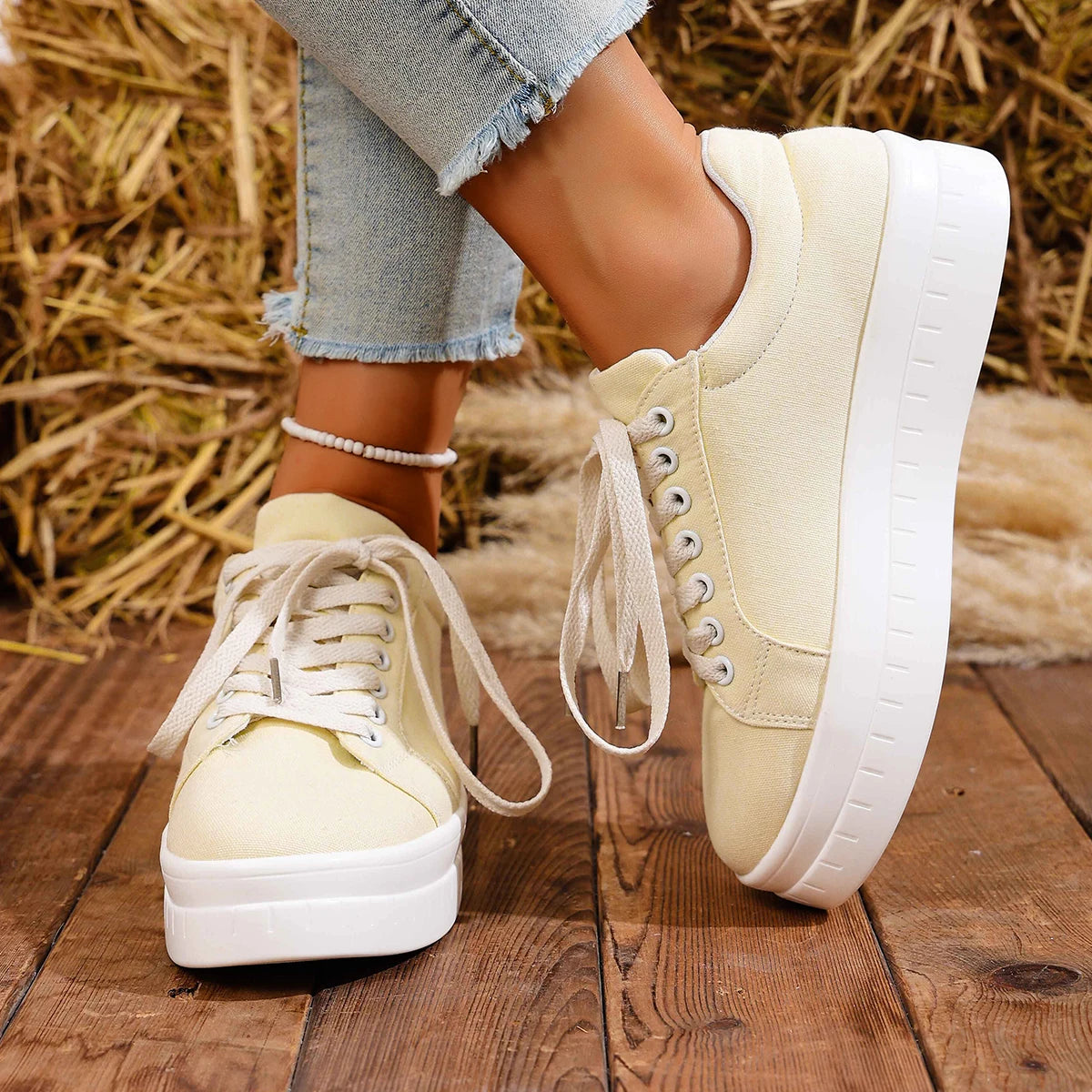 Women Sneakers 2025 New Fashion Casual Shoes Femme Summer Designer Sneakers Women Lace Up Platform Tennis Sport Shoes Female