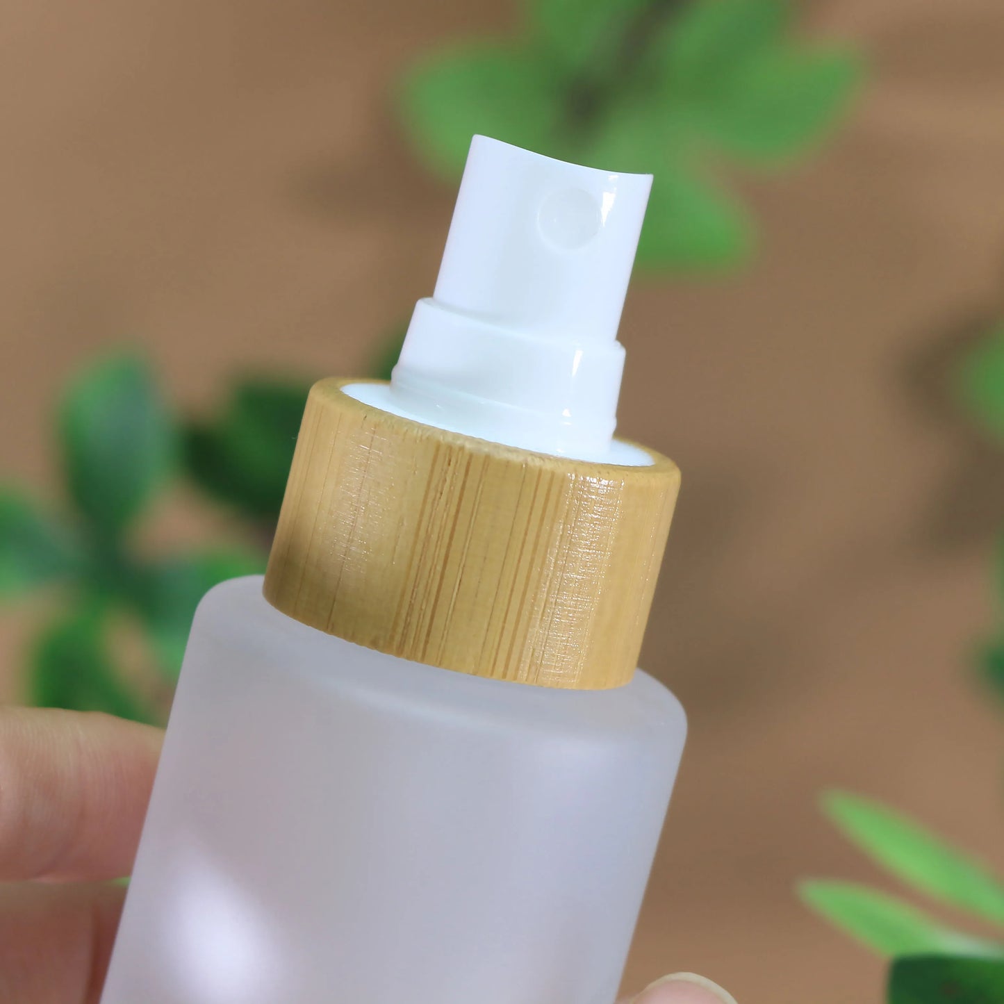 Empty 150ml120ml100ML Bamboo Lid Frosted Glass Spray Bottle With Fine Mist Despenser for Liquid Perfume Toiletries Containers