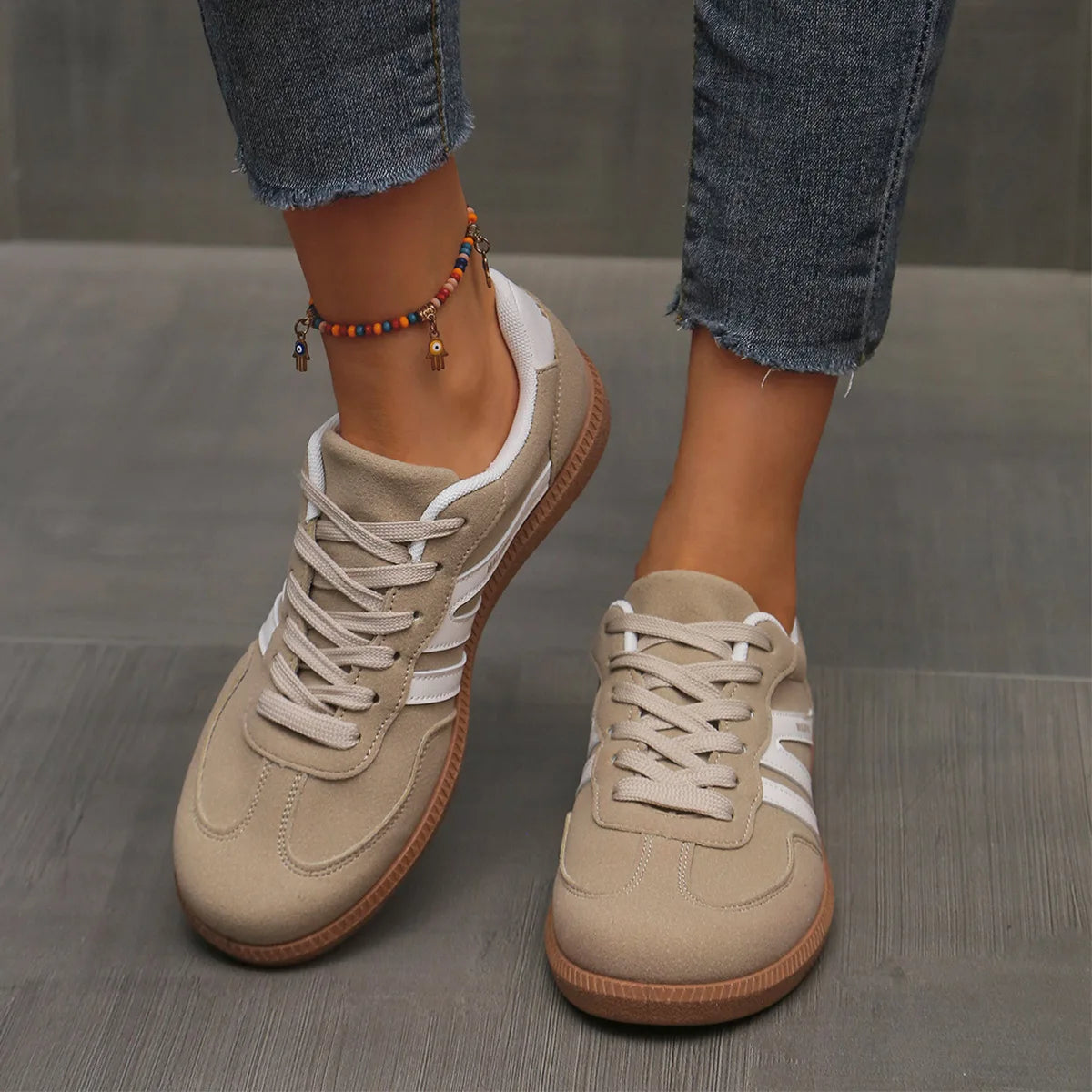Women Sneakers 2025 Spring New Luxury Flat Loafers Comfortable Slip on Soft Female Sneakers Lightweight Outdoor Shoes for Women