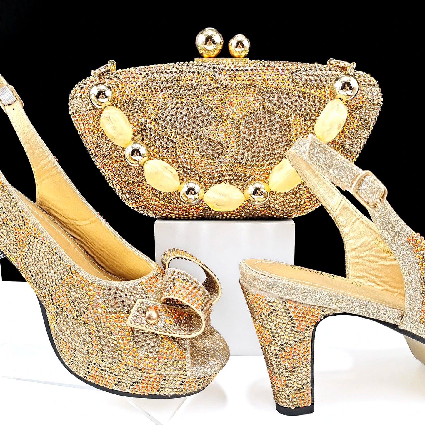 New Arrival Sky Blue Color Platform Design Party Wedding High Heel Peep Toe Lady Shoes and Bag Set and A Pair of Shoes