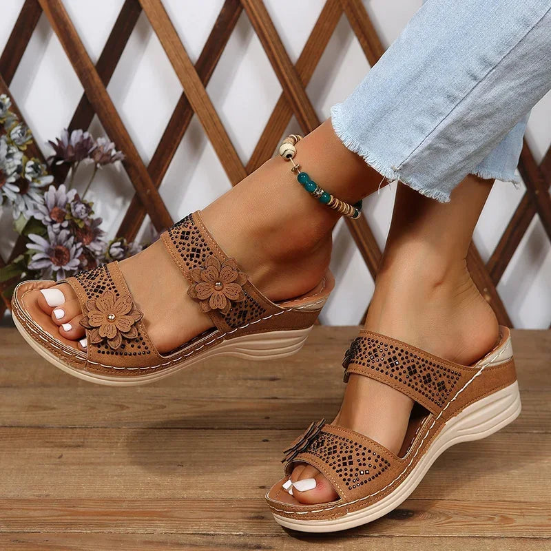 2024 Summer Women Slippers Plus Size Women's Shoes Retro Roman Sandals Women Pu Casual Flower Wedge Sandals Platform Slippers
