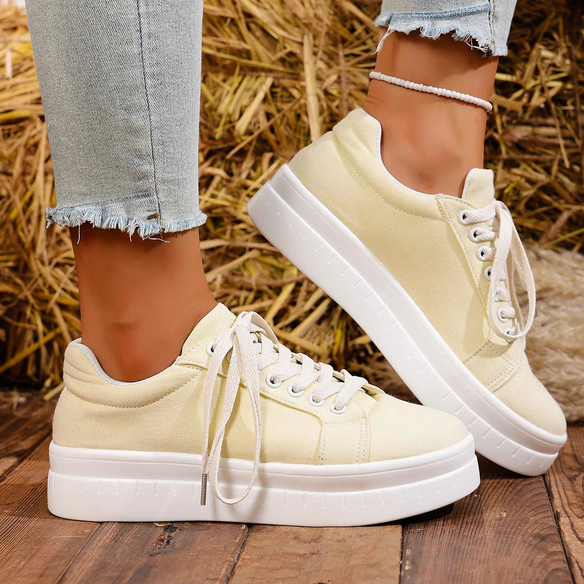 Women Sneakers 2025 New Fashion Casual Shoes Femme Summer Designer Sneakers Women Lace Up Platform Tennis Sport Shoes Female