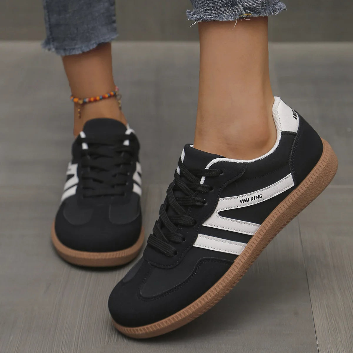 Women Sneakers 2025 Spring New Luxury Flat Loafers Comfortable Slip on Soft Female Sneakers Lightweight Outdoor Shoes for Women