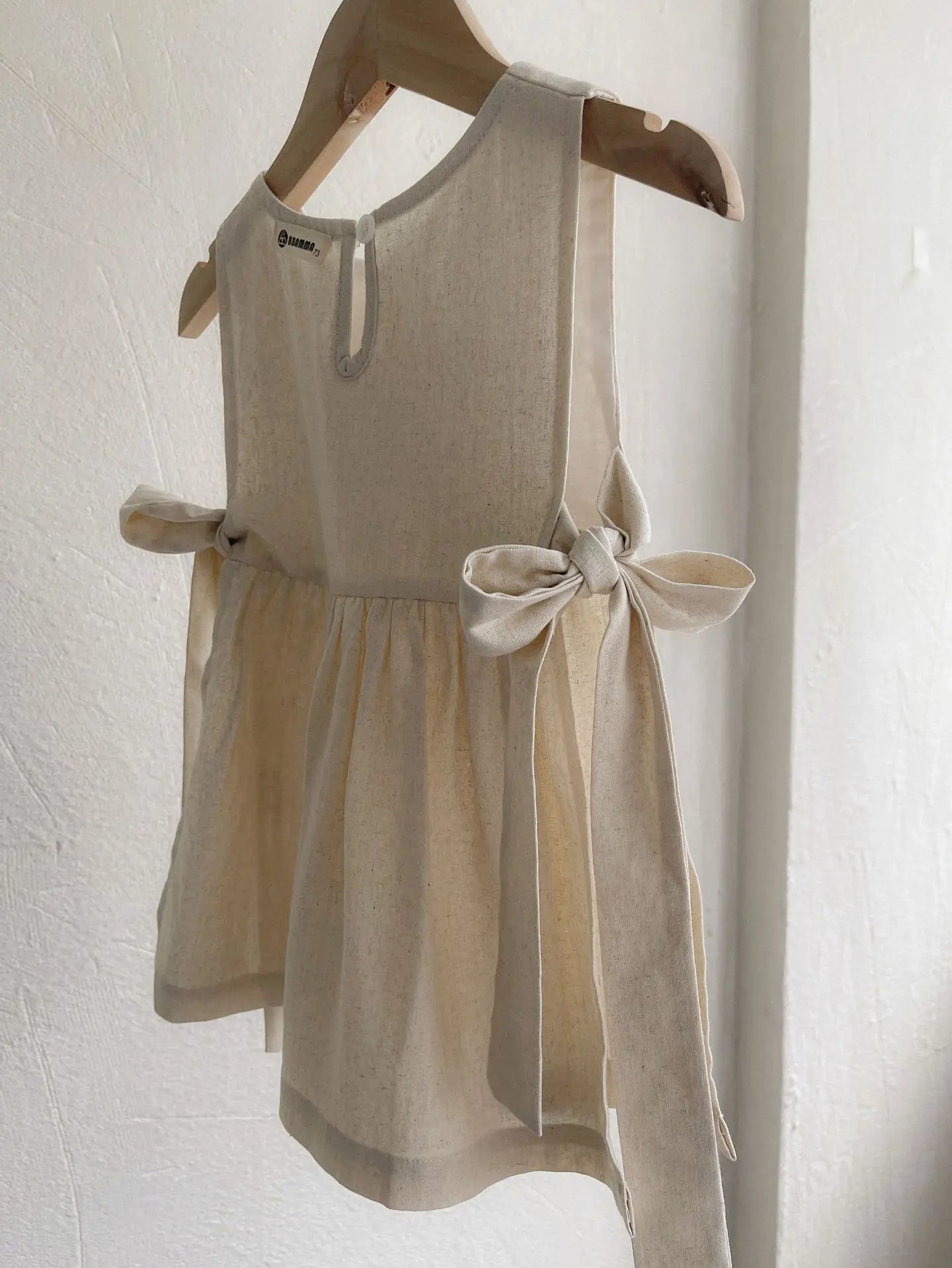7618-1 Girl Baby Dress  Autumn New Flowers Embroidered Girl's Dress Butterfly Strap Apron Sleeveless Suspender Dress