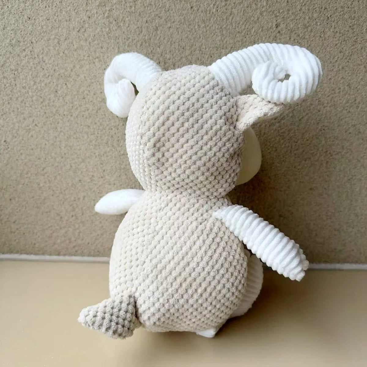 Pet Toy for Dogs, Plush Chew Toy with Sound, Large Animal Design, New Dog Toy for Medium and Large Dogs