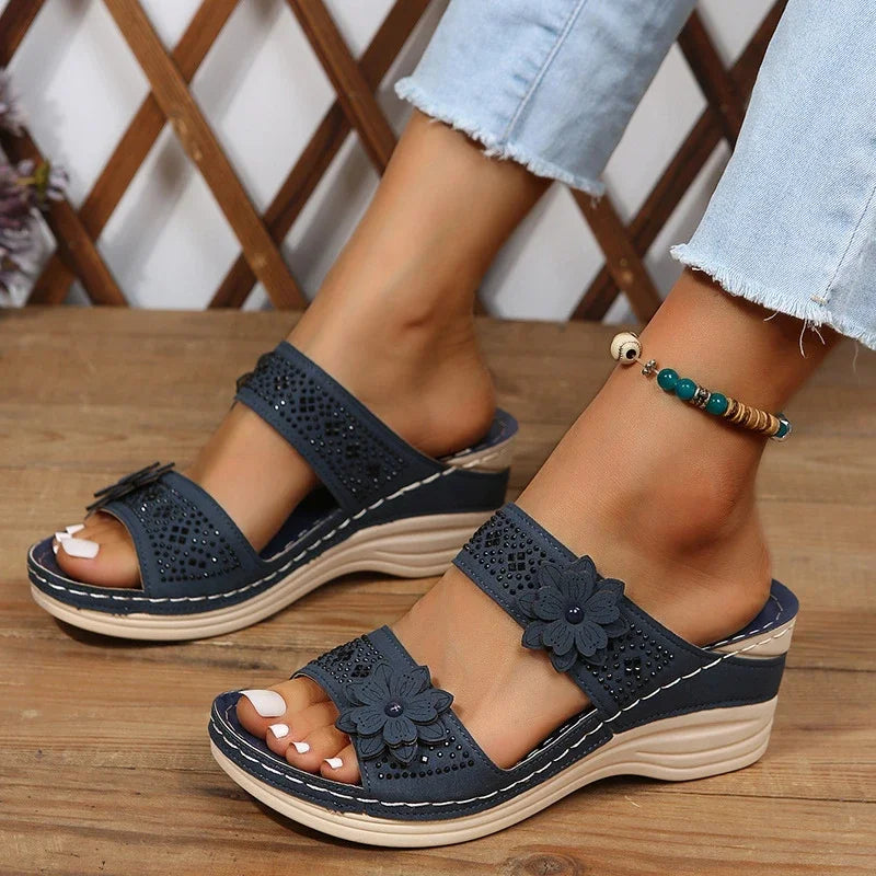 Summer Women Slippers Women's Shoes Retro Roman Sandals Women Pu Casual Flower Wedge Sandals Platform Slippers Heel Plus Size