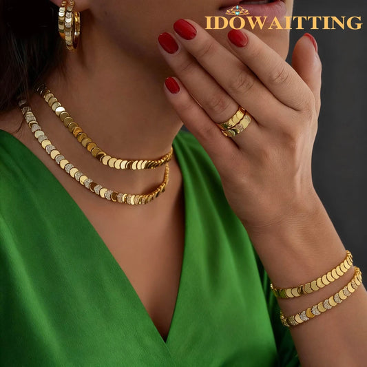 Geometric Moon Shaped Charm Tennis Chains Necklace for Women Pave CUBIC Zirconia Platinum Plated Color Fashion Jewelry 2025