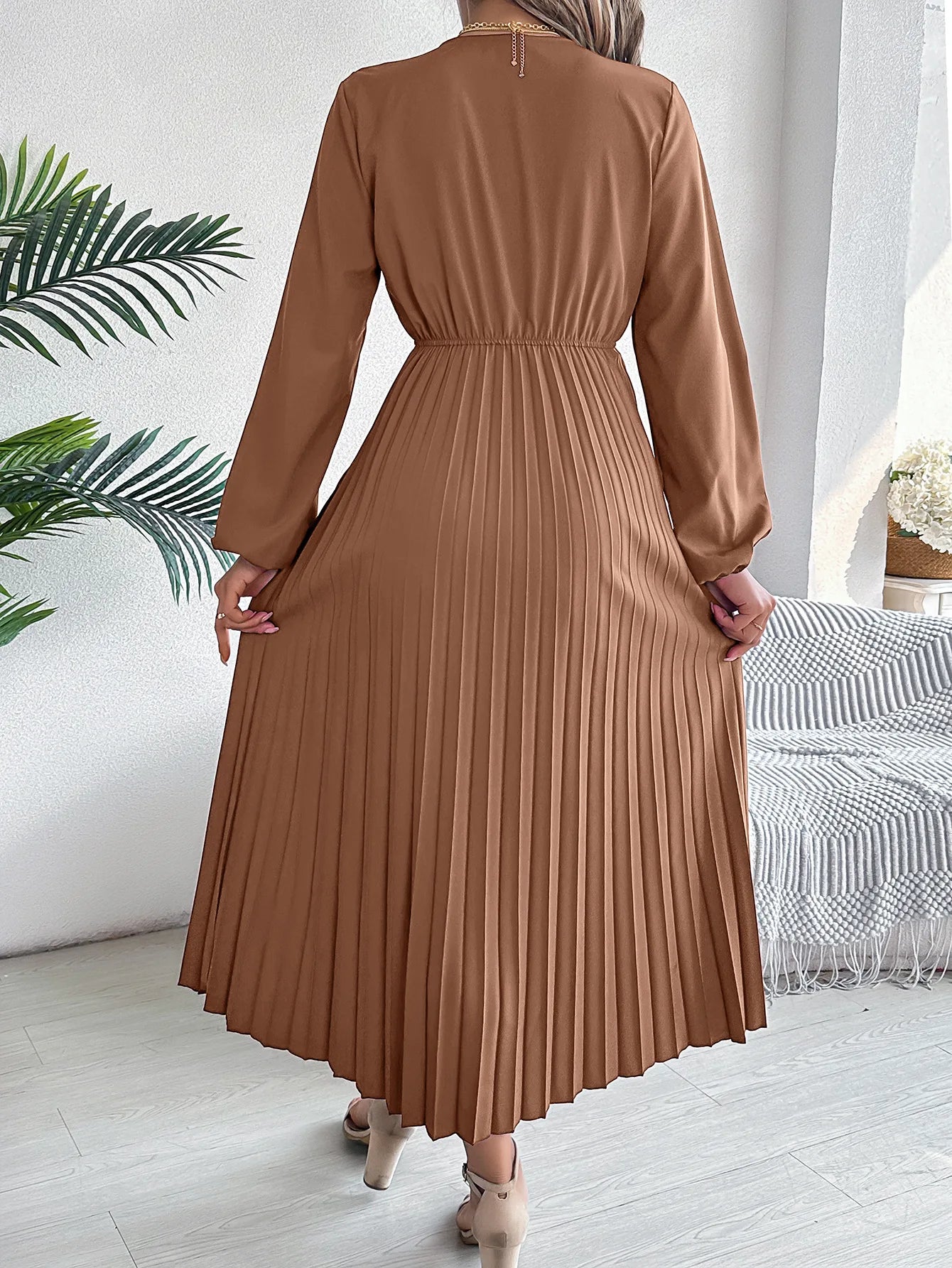 Women's Elegant Solid Color V-Neck Waist-Cinching Long Sleeve Midi Dress with Pleated Ruffles | Spring Autumn Fashion