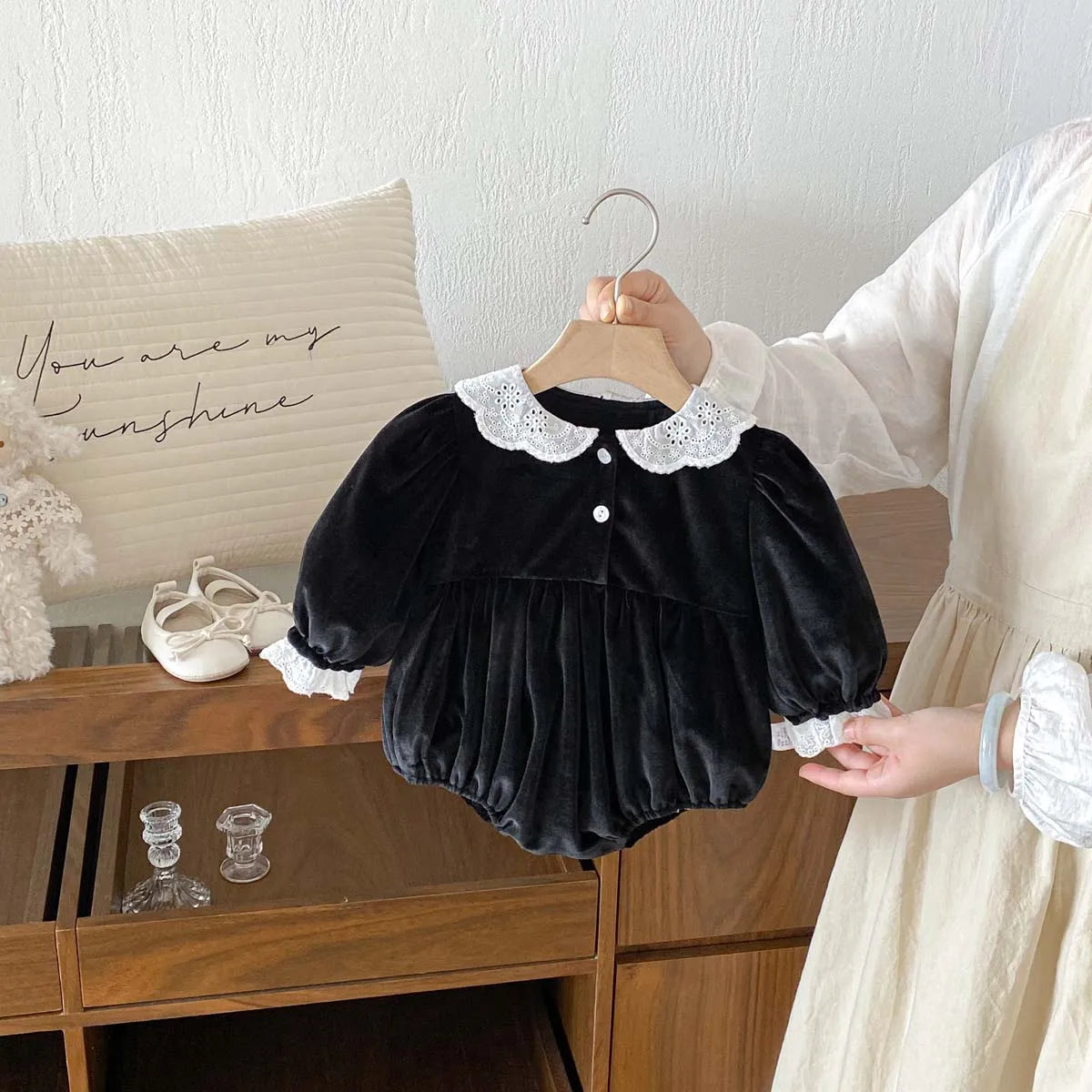 Spring and Autumn Baby Girl Black Lace Crew Neck Jumpsuit, Baby Girl Autumn Long Sleeve Dress Jumpsuit, Very Suitable for Going Out