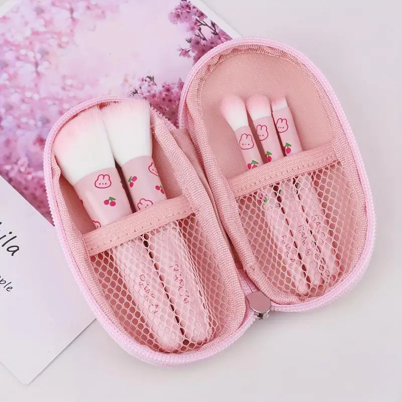 5pcs Cute Compact Makeup Brush Set With Case Premium Brush For Flawless Foundation Blush Eyeshadow Application Beauty Tools