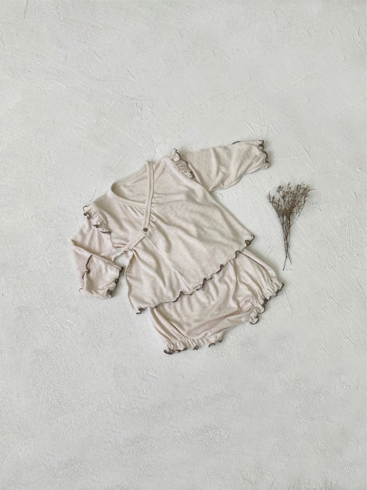 6738 Baby Clothing Set 2025 Autumn New Baby Girl's Home Suit Flying Sleeve Top+High Waist Belly Shorts Pajamas Set