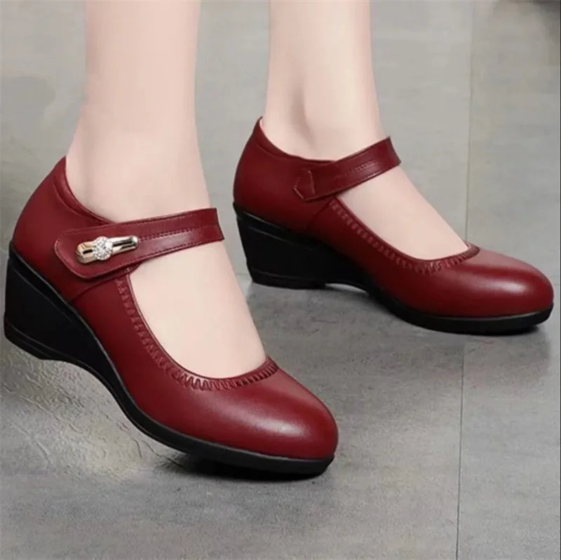 Zapatos De Mujer Women Cute Comfort Buckle Strap Black Patent Leather Height Increased Shoes Lady Cool Wine Red Heel Shoes E818