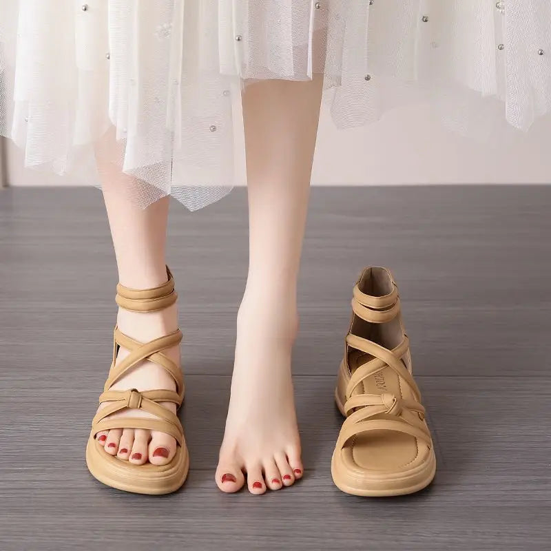 Summer Sandals New Fashion Simple Women's Shoes Breathable Non Slip Simple Roman Shoe Hollow Lightweight Retro 2025 Beach Shoes