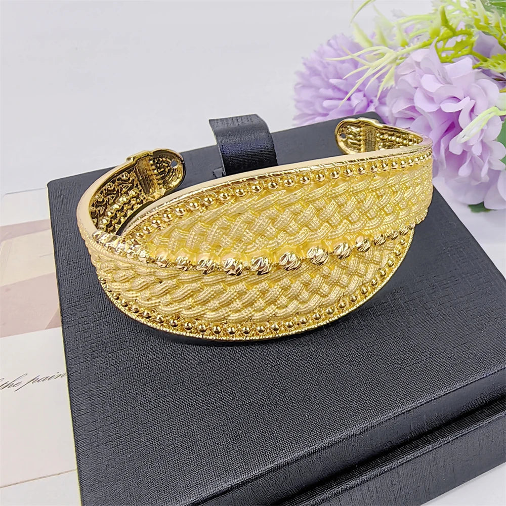 Dubai Jewelry Set Minimalistiese Quality Women Necklace Earrings Bracelet And Ring Luxury Design Weding Party Gift