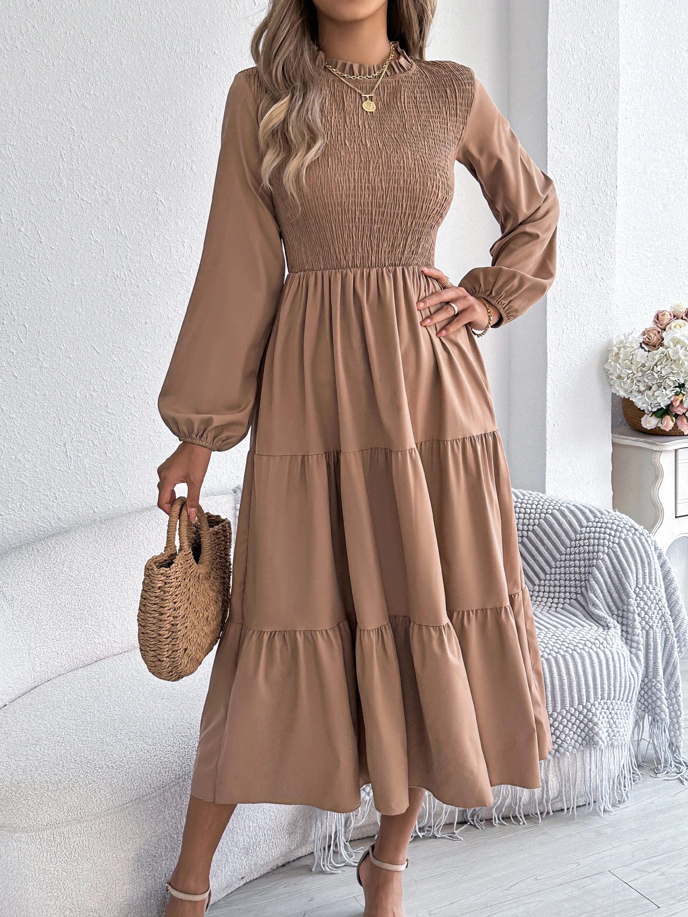 Women's Spring Vacation Solid Color Round Neck Long Sleeve Midi Dress with Ruffled Waist