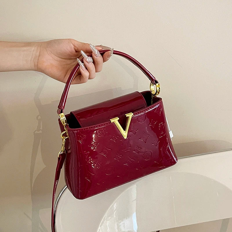 2026 Elegant Ladies Messenger Bag, High-Quality Leather Shoulder Bag For Women With Famous Designer Practical Style